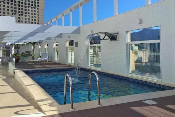 Pool 51 of 55