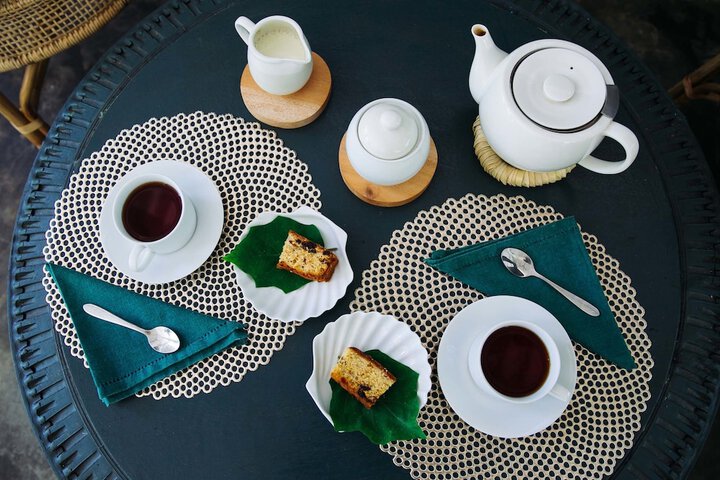 Breakfast/Coffee Service 64 of 82