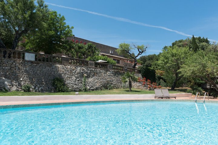 Pool 35 of 57