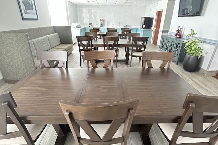 Breakfast area