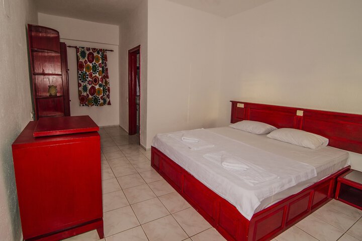 Room 2 of 26