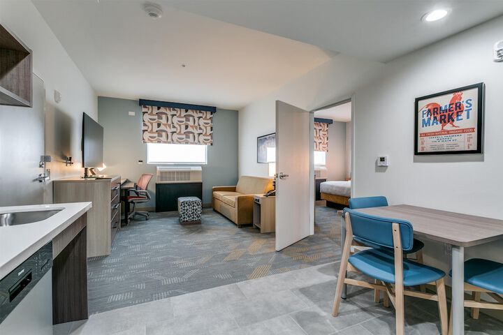 Room 11 of 23