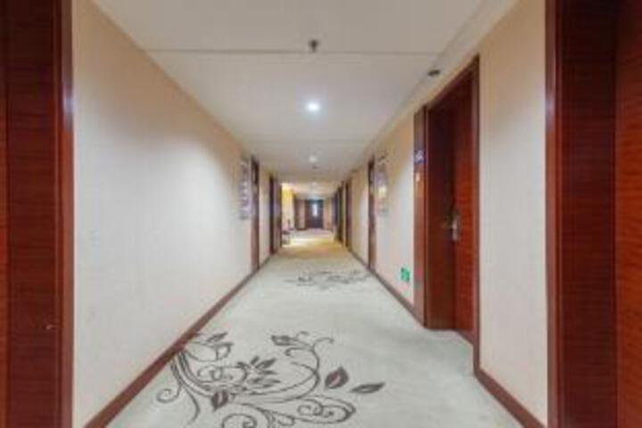 General 3 of 10