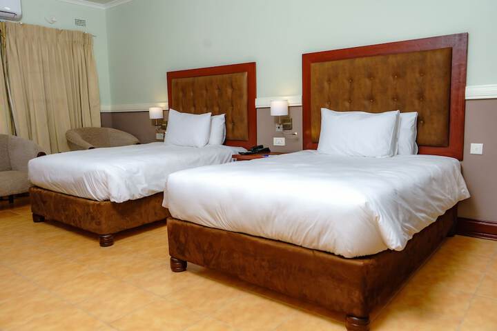 Room 3 of 42