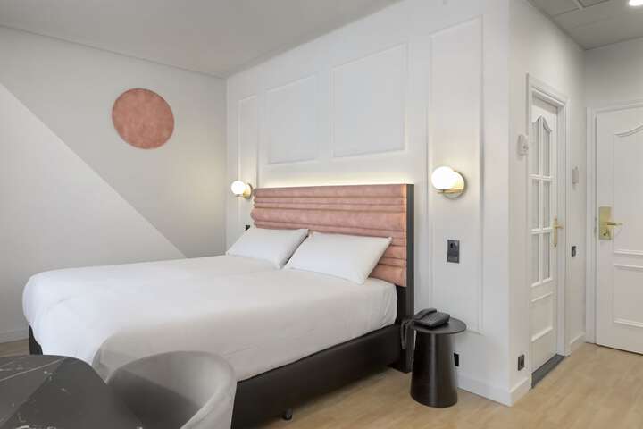 Room 7 of 21