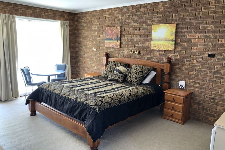 Room 26 of 62