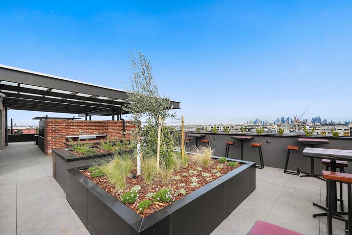 Terrace/Patio 42 of 43