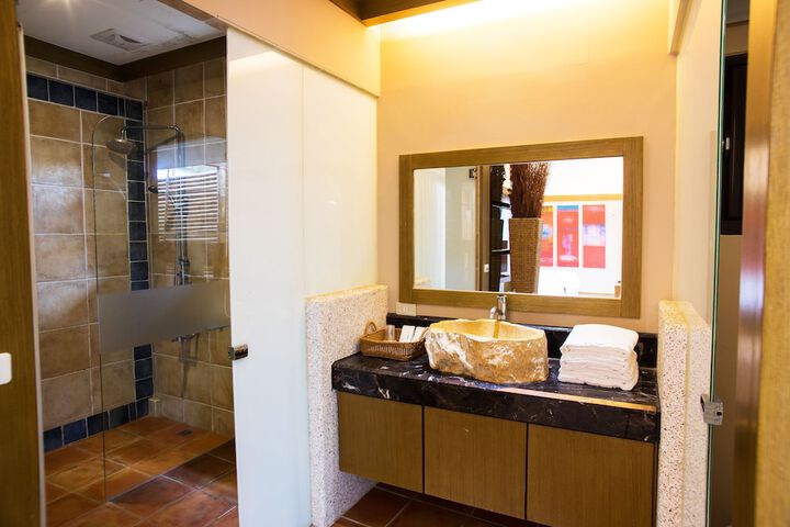 Room 7 of 20