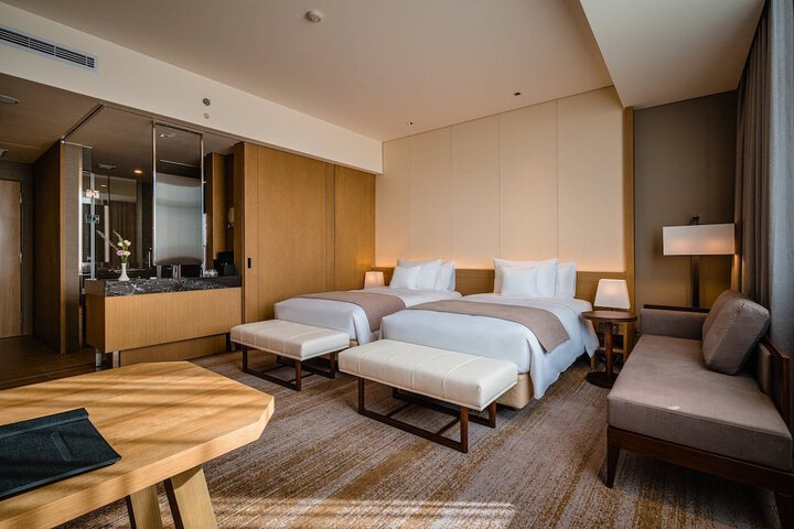 Room 27 of 139
