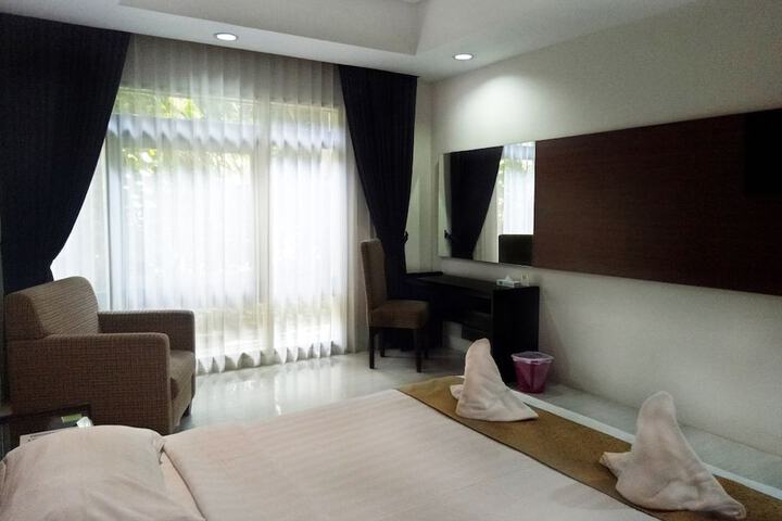 Room 9 of 45