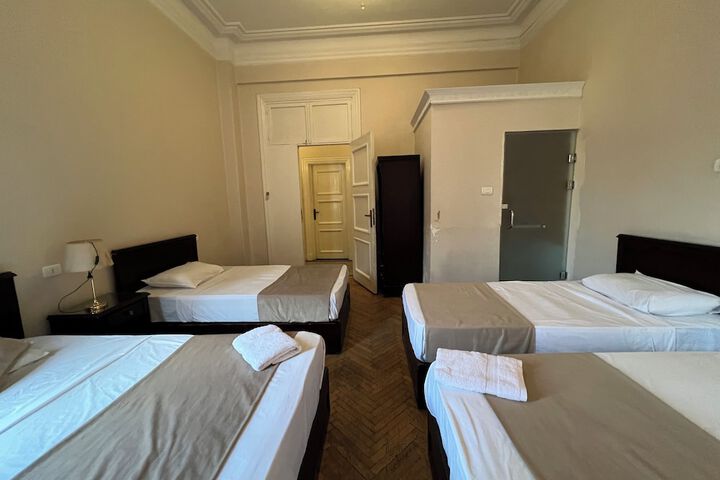 Room 16 of 81