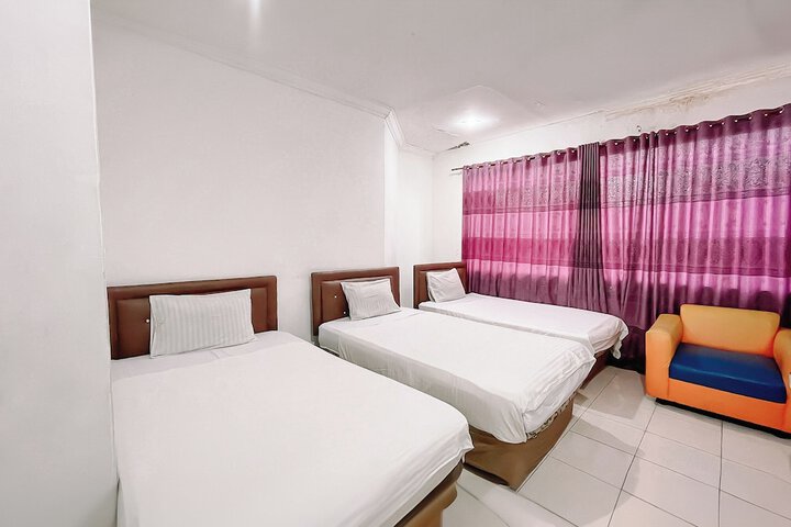 Room 16 of 22
