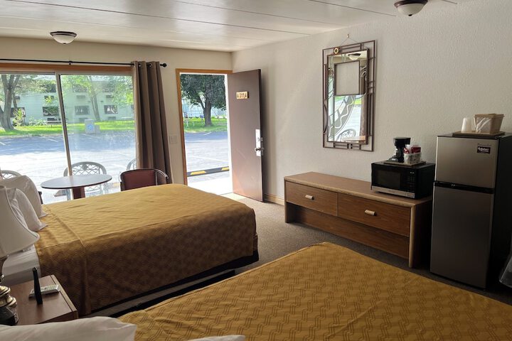 Room 20 of 180