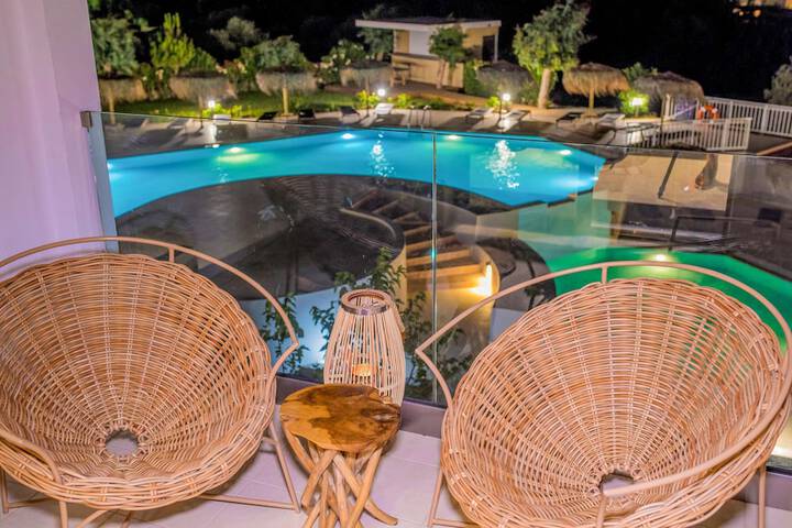 Pool 42 of 87