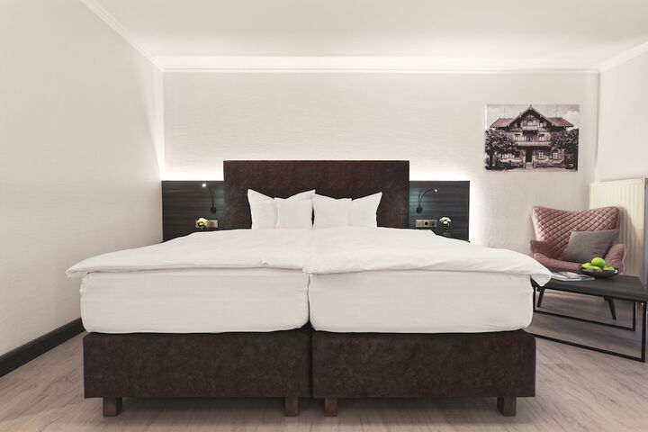 Room 5 of 45