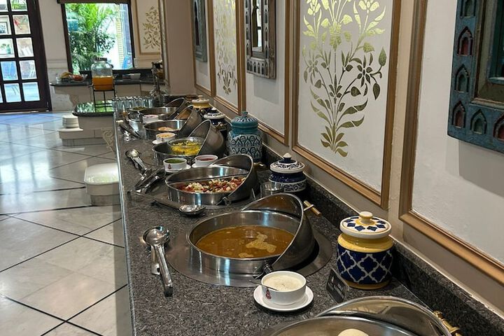 Dining 43 of 64