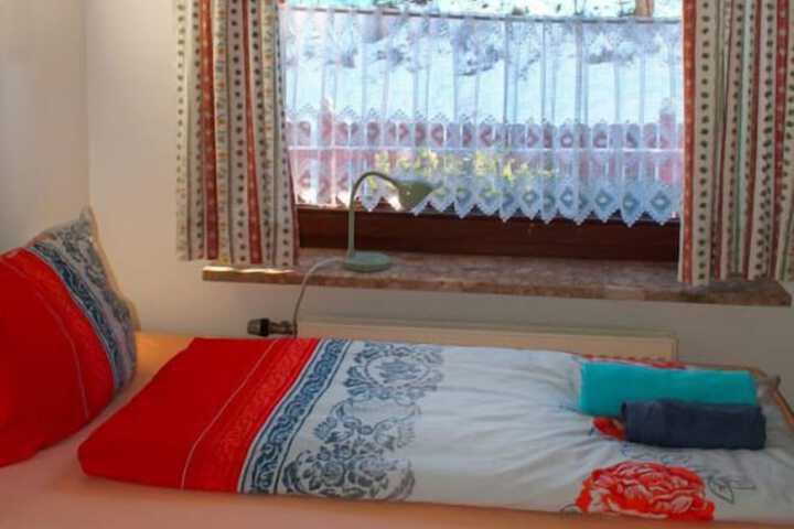 Room 8 of 31