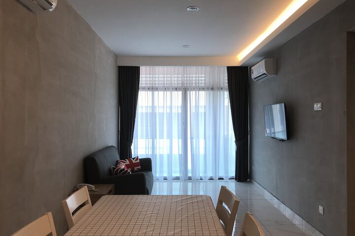 Room 43 of 58