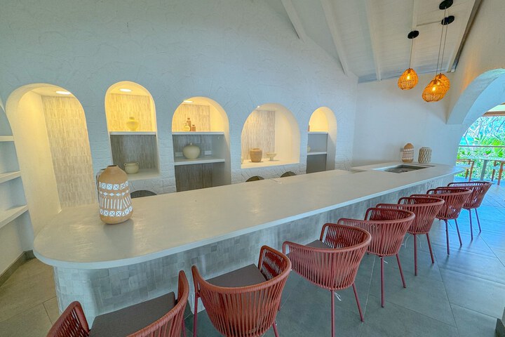 Dining 96 of 134