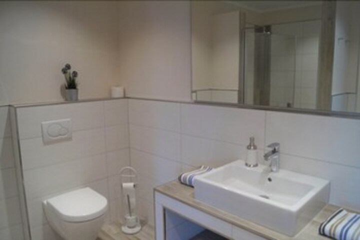 Room 4 of 54