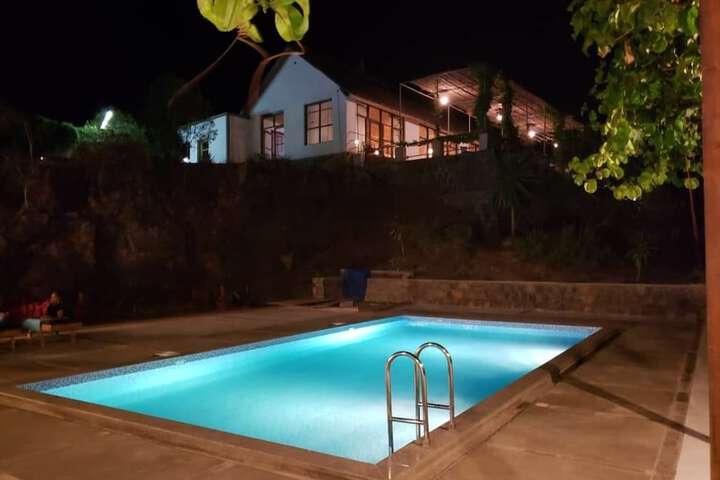 Pool 25 of 83