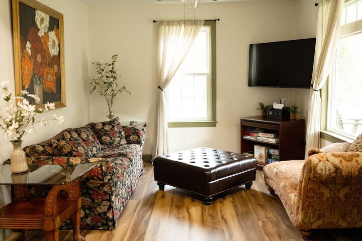 Room 108 of 230