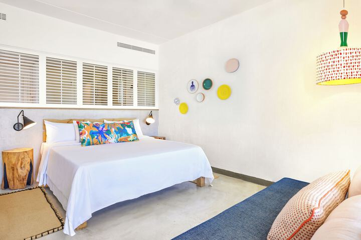Room 15 of 157