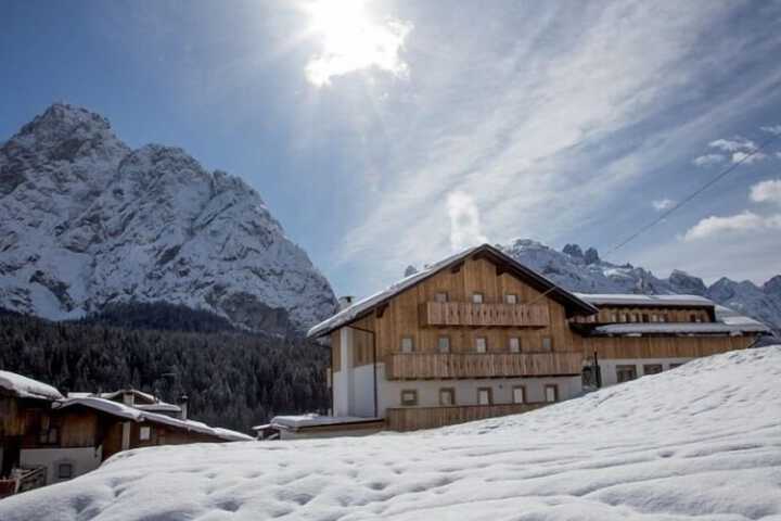 Residence Cavanis Wellness & Private Spa in Sappada