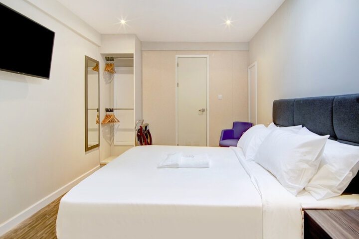 Room 17 of 54