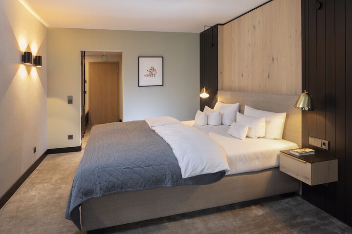 Room 14 of 87
