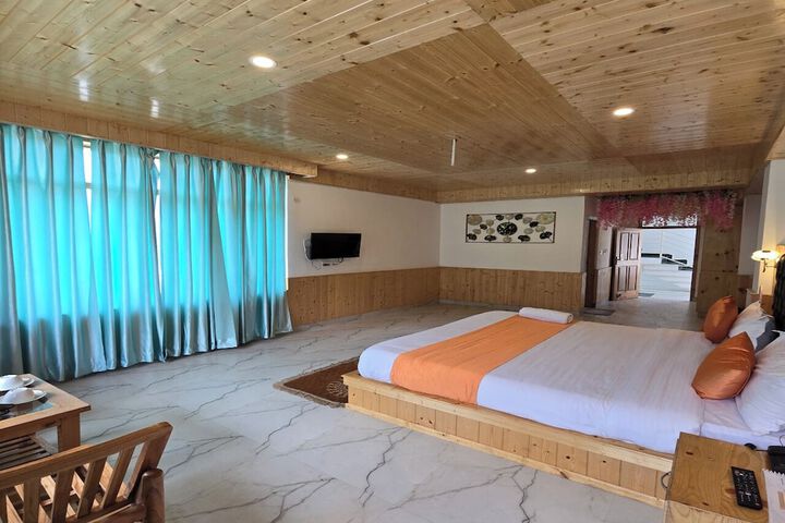 Room 21 of 110