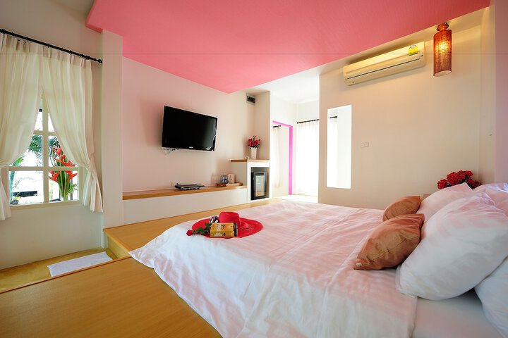 Room 17 of 54