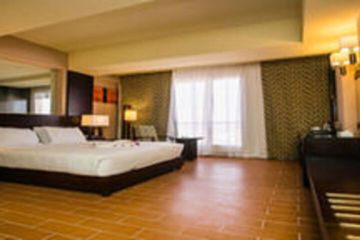 Room 15 of 34