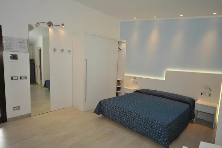 Hotel Suite Photo