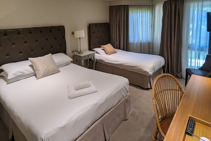 Room 16 of 34