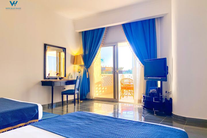 Room 35 of 95