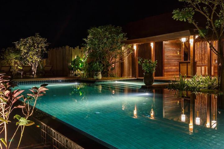Pool 38 of 68