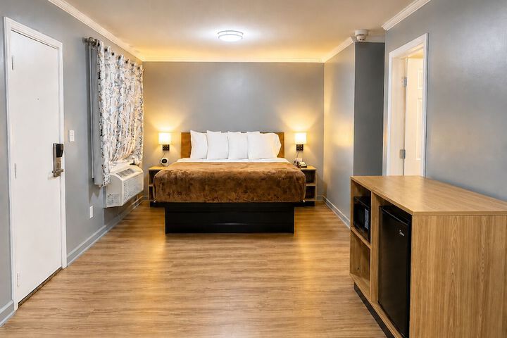 Room 15 of 31