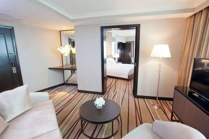 Room 29 of 49