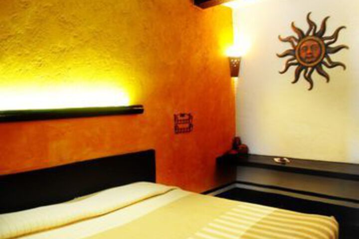 Room 14 of 20