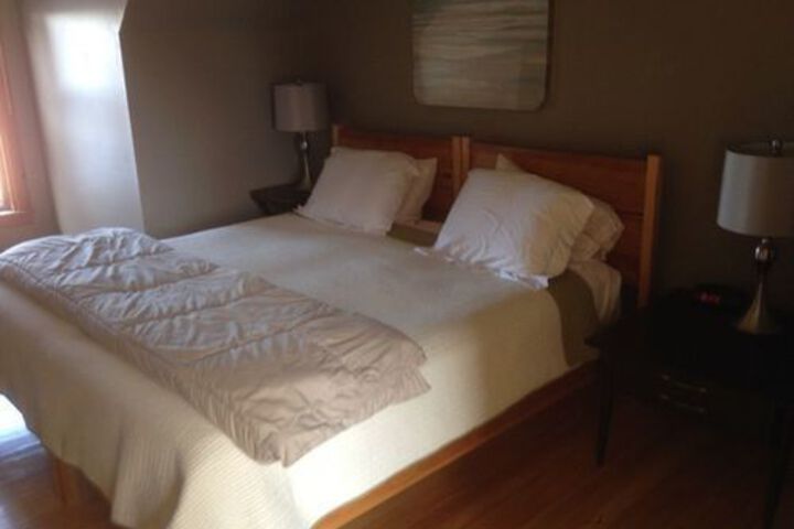 Room 10 of 118