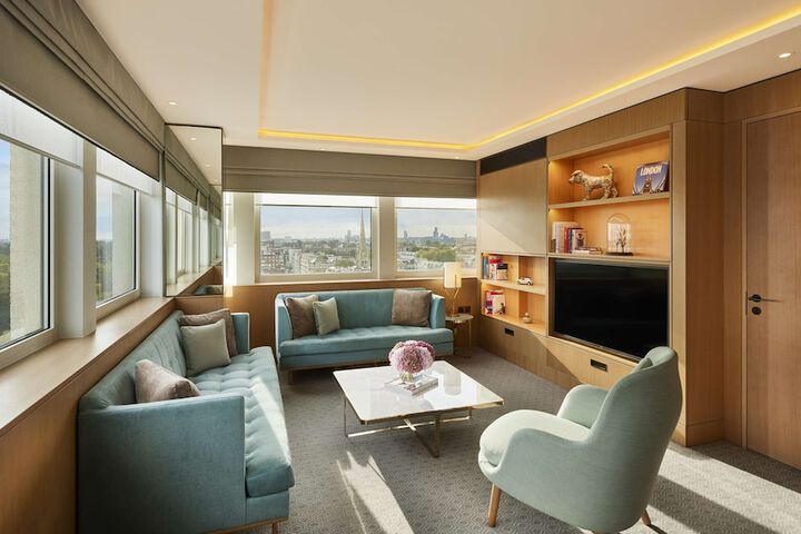 Room 53 of 120