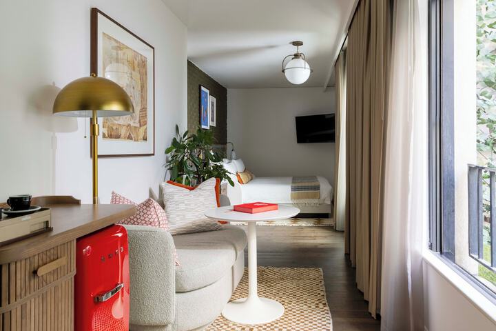 Room 15 of 88