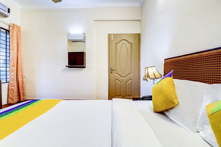 Room 31 of 49