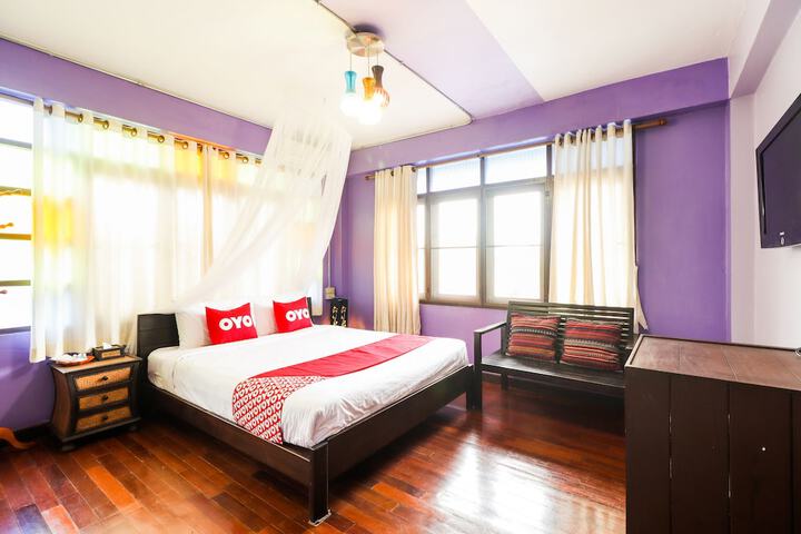 Room 2 of 37