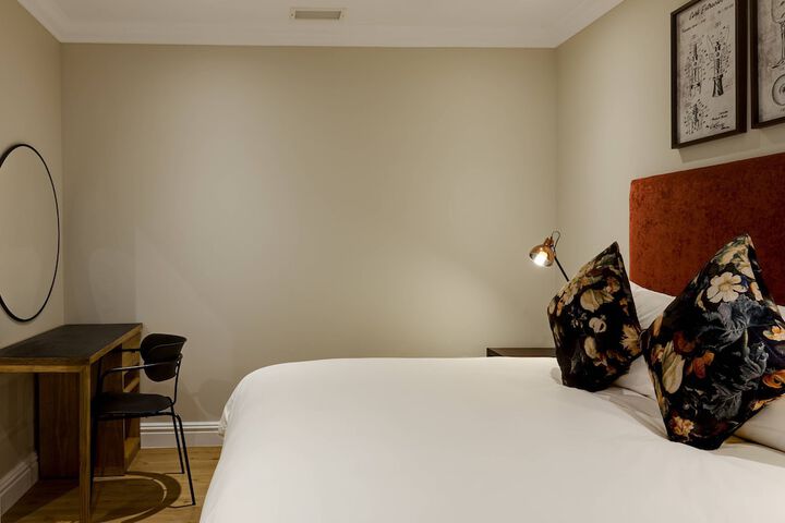Room 8 of 45