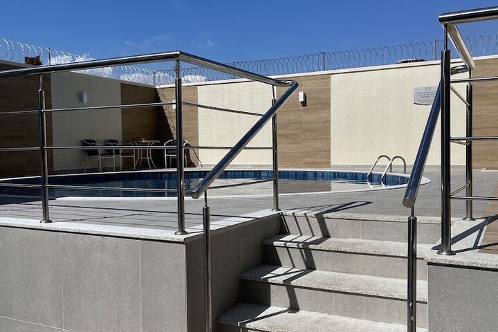 Pools & Facilities