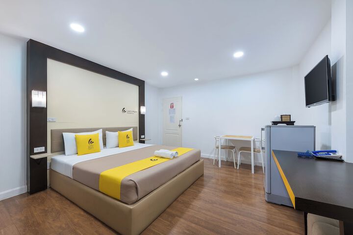 Room 15 of 73