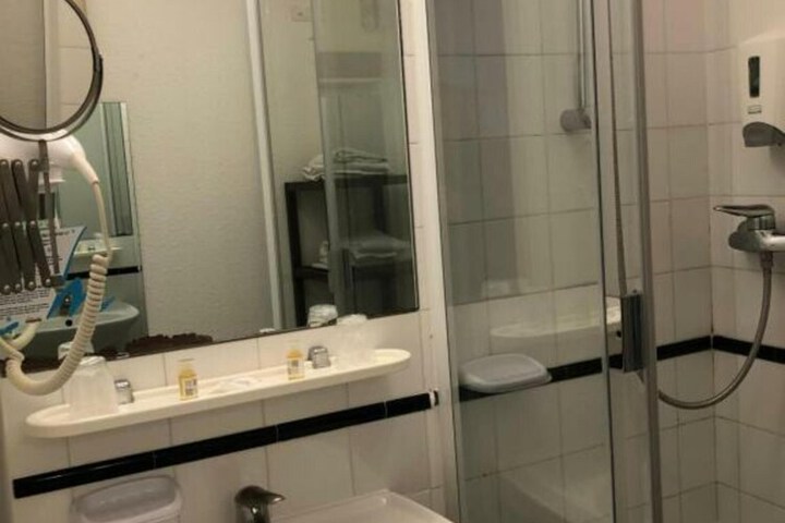 Bath Photo