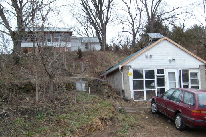 Property Grounds 31 of 37